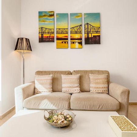 Lux Bnb Elite Residence Harbor Views ドバイ エクステリア 写真